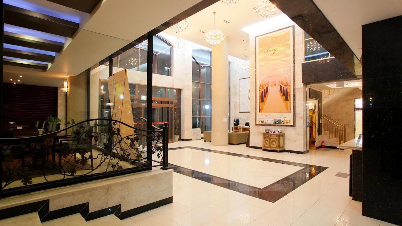 Tongyeong Bay Condo Hotel Exterior photo